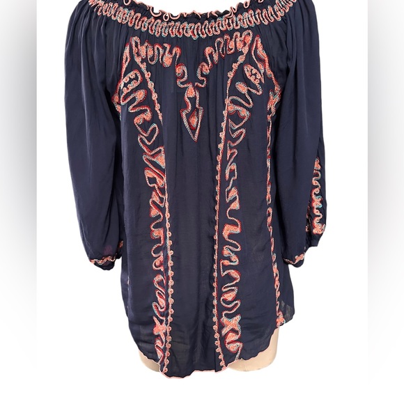 Poupette St Barth navy top in Large.  Absolutely gorgeous embroidery. - Picture 2 of 15